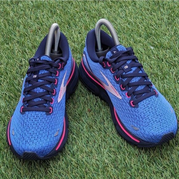 BROOKS GHOST 15 - Women's Athletic Shoes - SIZE 5B - Picture 3 of 9